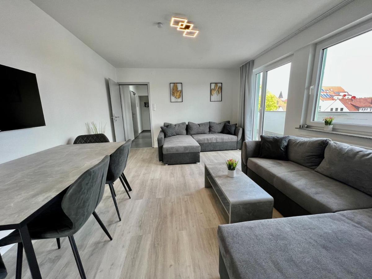 Nujen- Hotel Und Apartment Stuttgart Zuffenhausen Luaran gambar