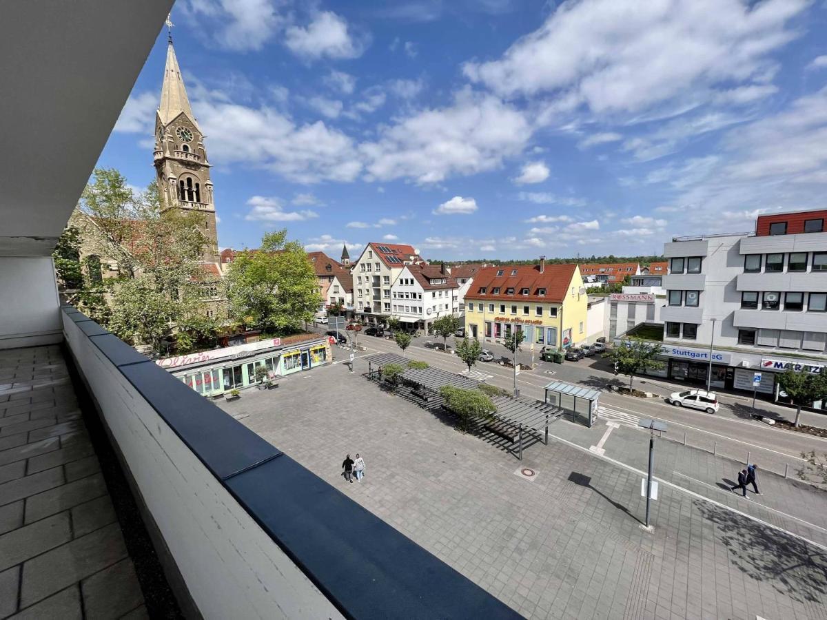 Nujen- Hotel Und Apartment Stuttgart Zuffenhausen Luaran gambar