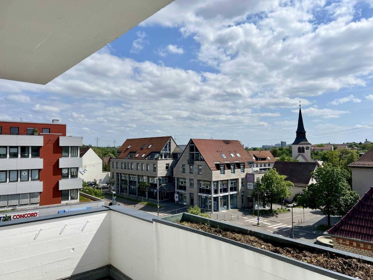 Nujen- Hotel Und Apartment Stuttgart Zuffenhausen Luaran gambar